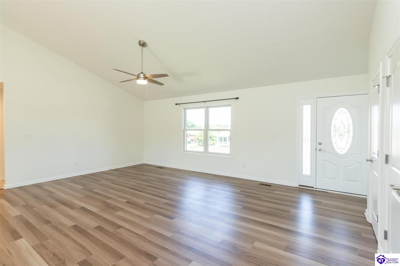 806 Abbeywood Road Property Photo 3