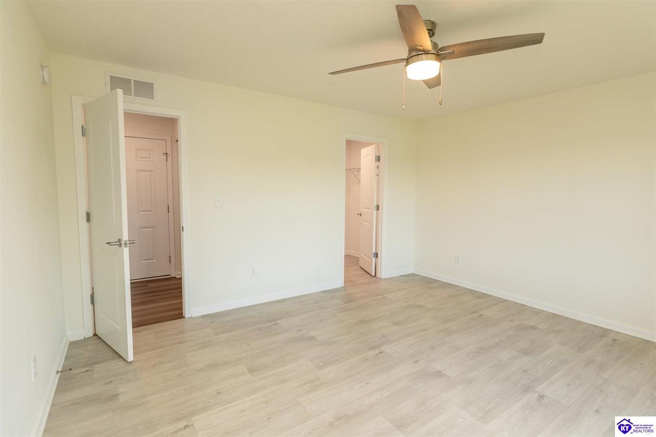 806 Abbeywood Road Property Photo 23