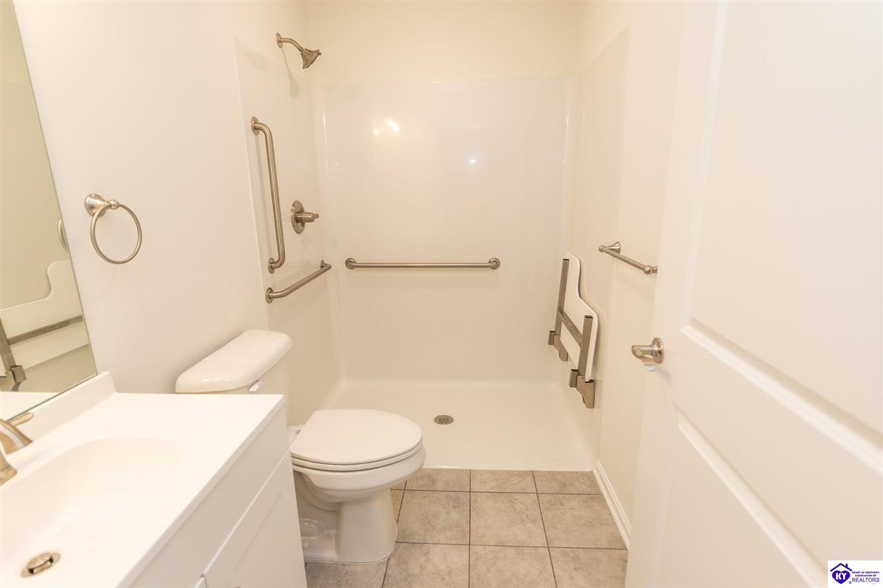 806 Abbeywood Road Property Photo 25