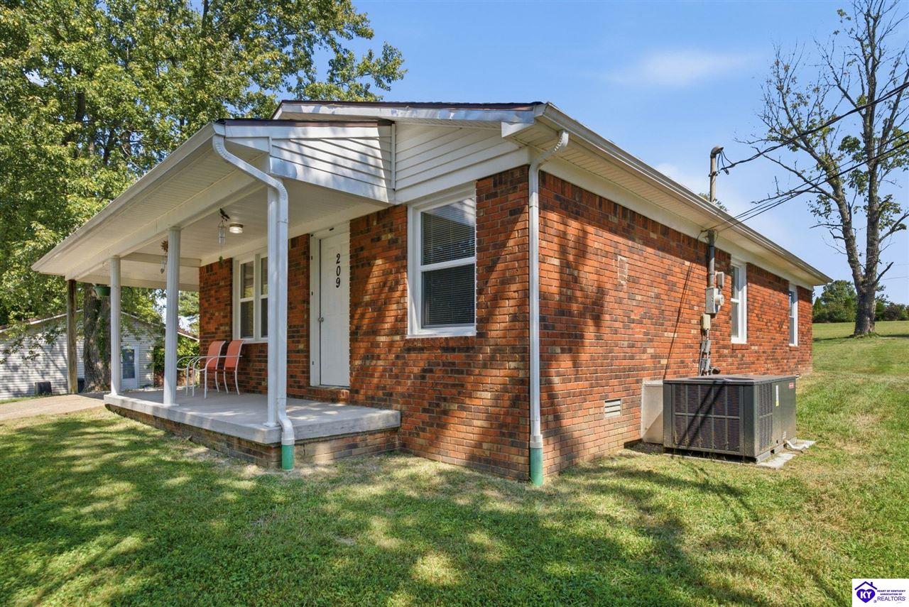 209 Goff Drive Property Photo 4