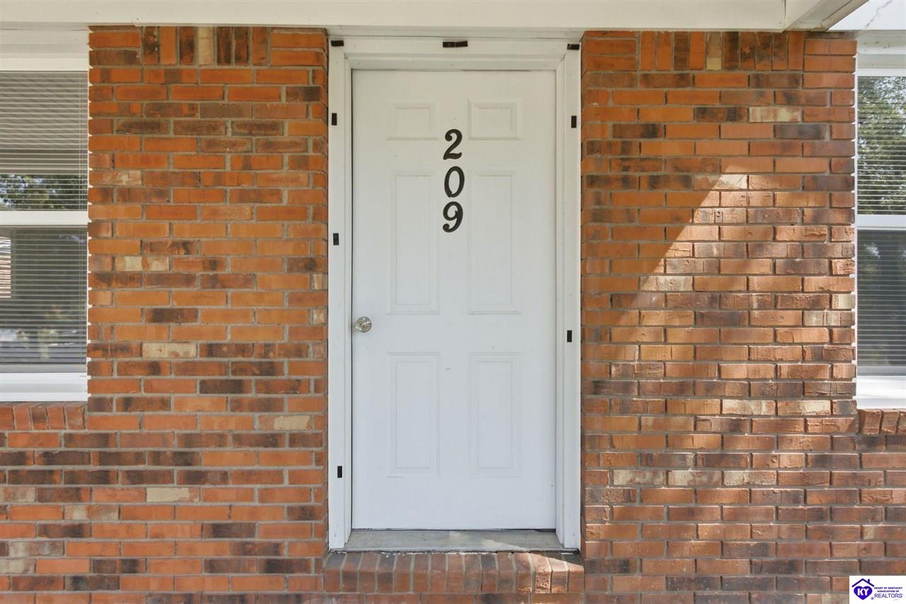 209 Goff Drive Property Photo 6