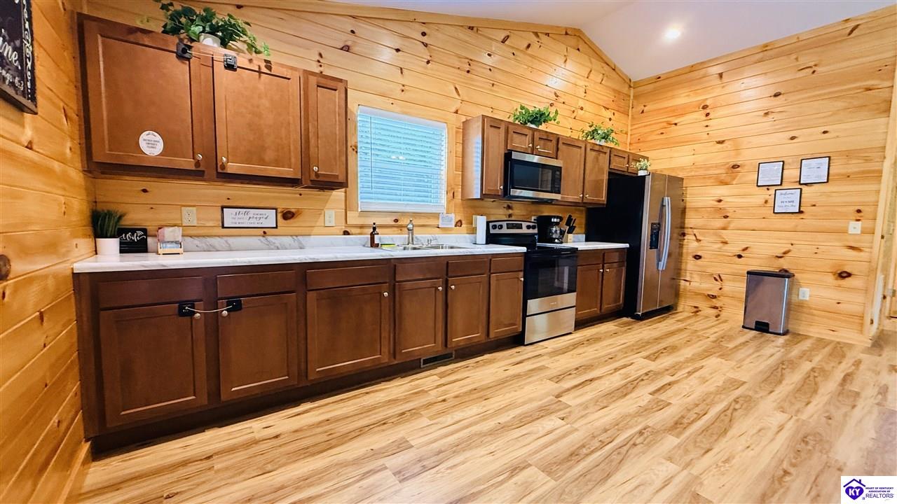 457 Logan Antle Road Property Photo 11