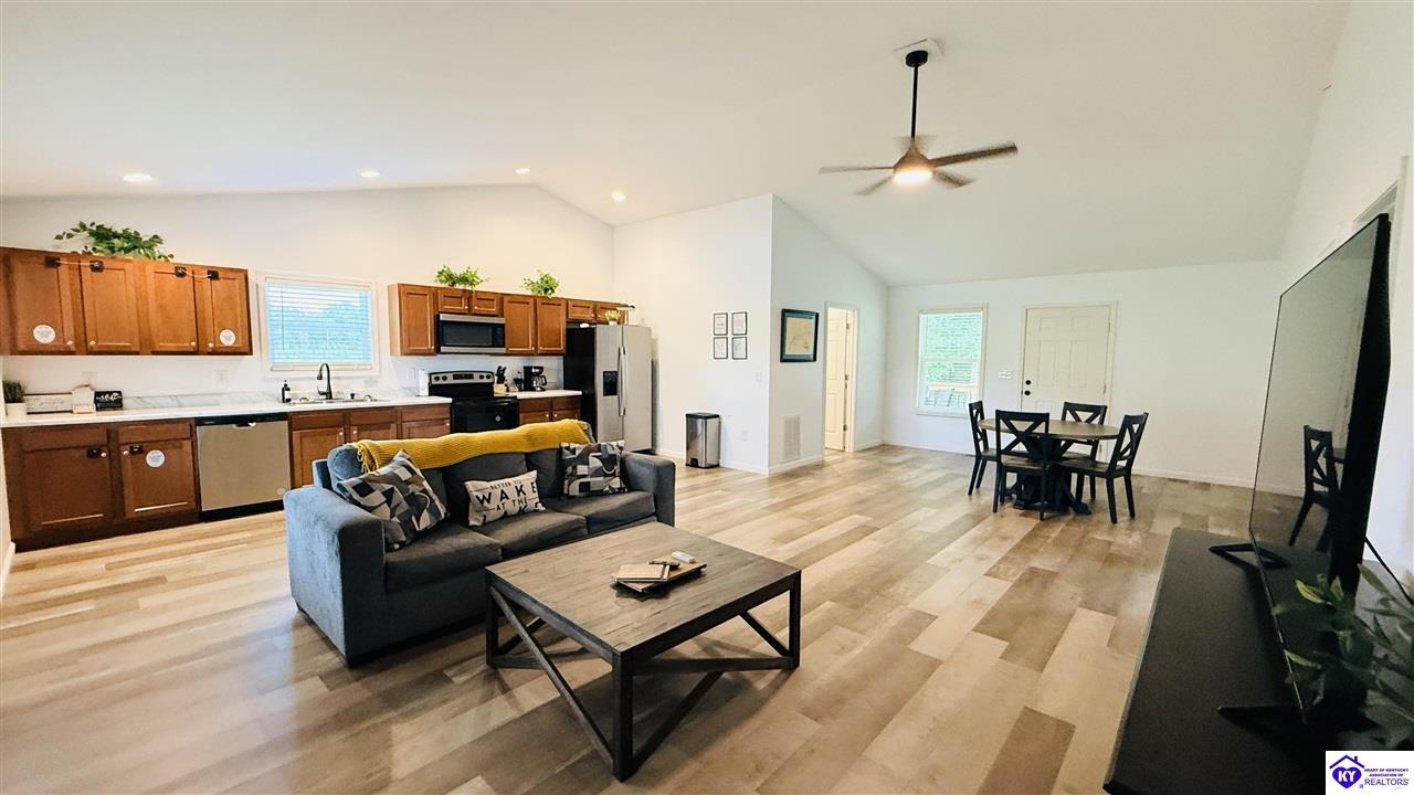 459 Logan Antle Road Property Photo 8