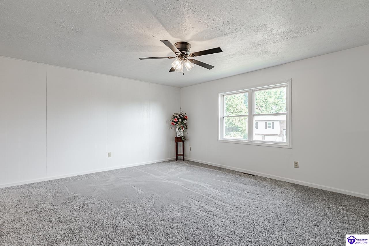 2669 N Lake Road North Property Photo 3