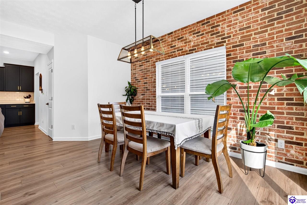 17012 Meander Way Property Photo 11