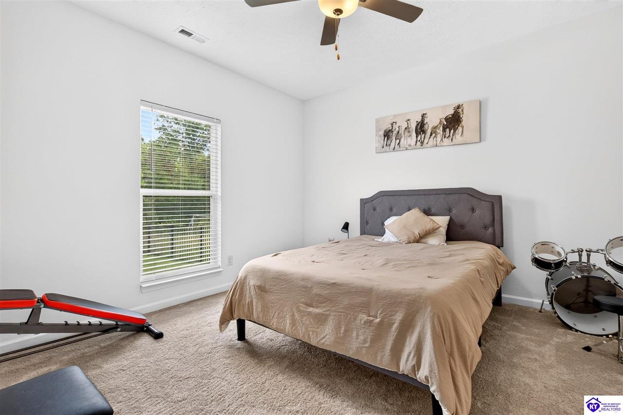 17012 Meander Way Property Photo 17
