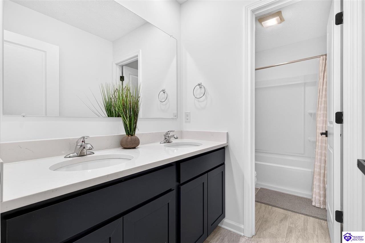 17012 Meander Way Property Photo 29