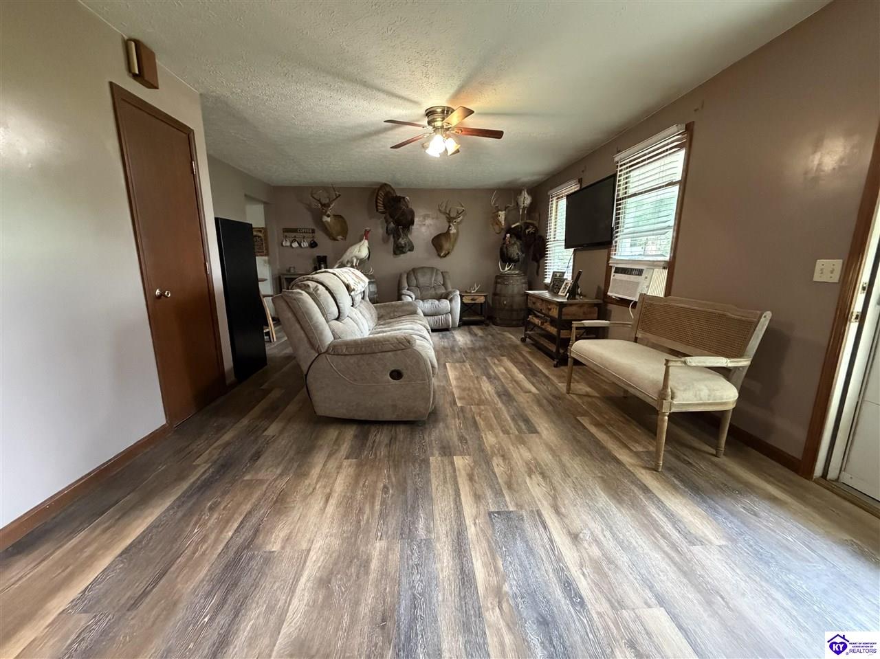 360 Givens Lane Property Photo 17