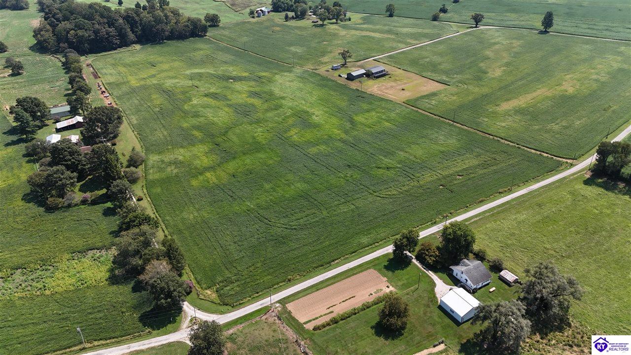 1800 Willetts Bottom Road Property Photo 2