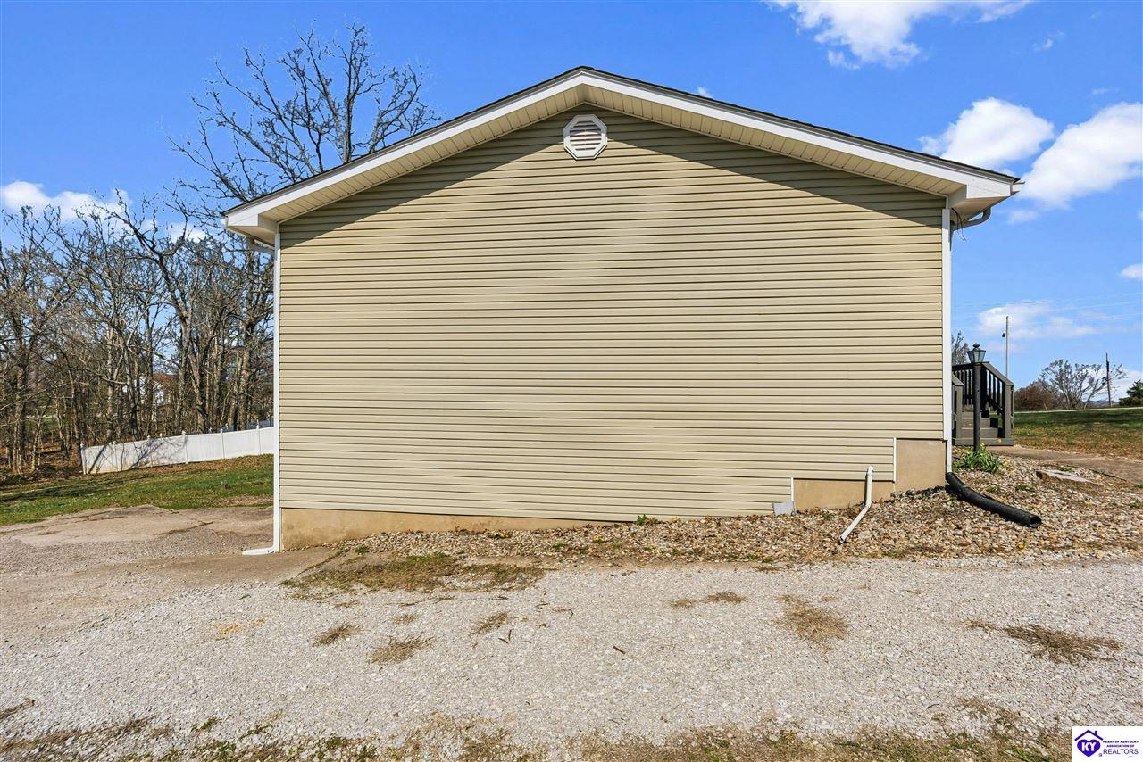 200 Circle K Road Property Photo 5