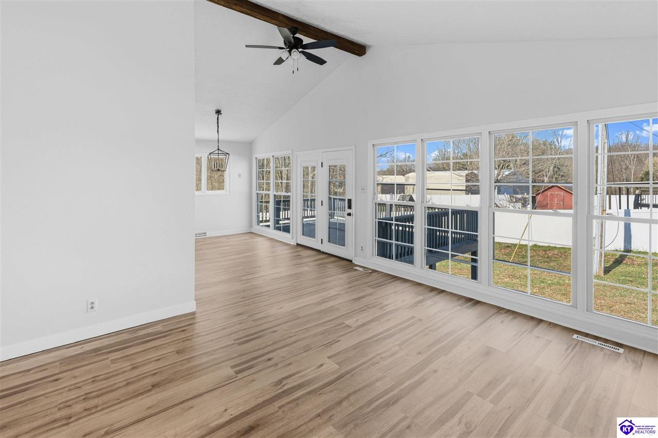 200 Circle K Road Property Photo 12