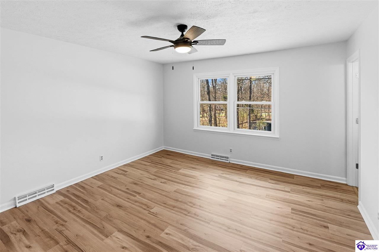 200 Circle K Road Property Photo 26