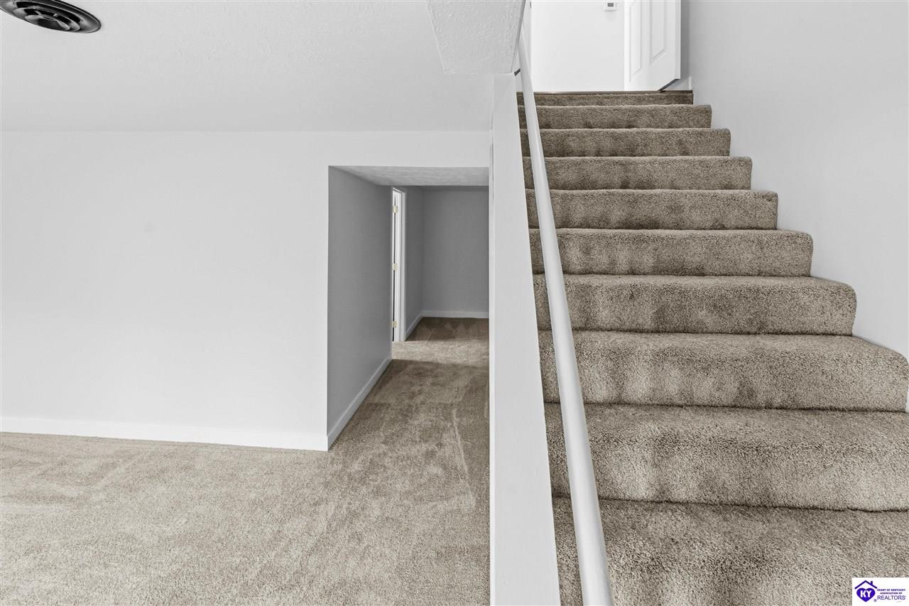 200 Circle K Road Property Photo 34