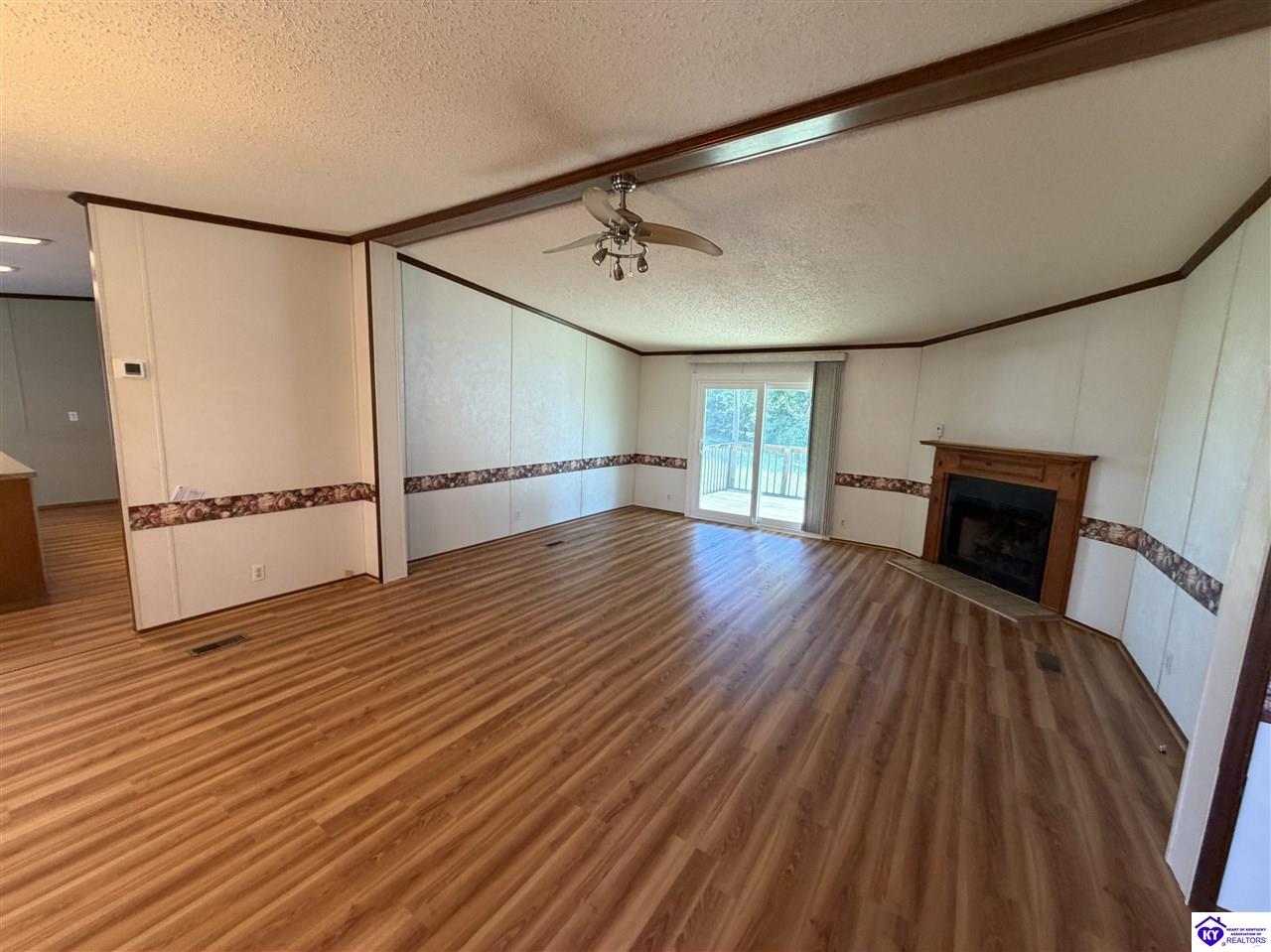 455 Morris Court Property Photo 2