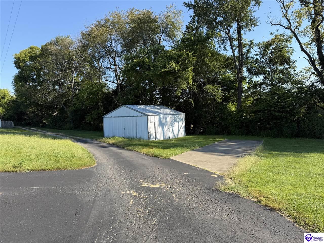 455 Morris Court Property Photo 19