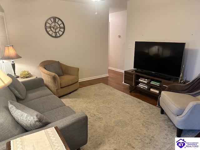 806 Sammy Court Property Photo 11