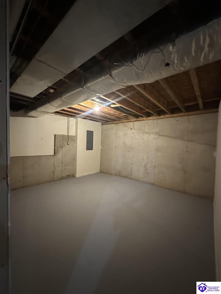 315 Catbird Road Property Photo 4