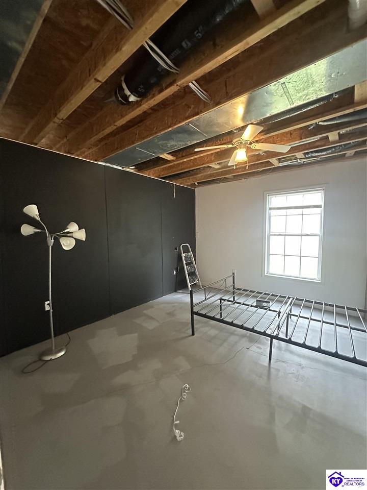 315 Catbird Road Property Photo 16