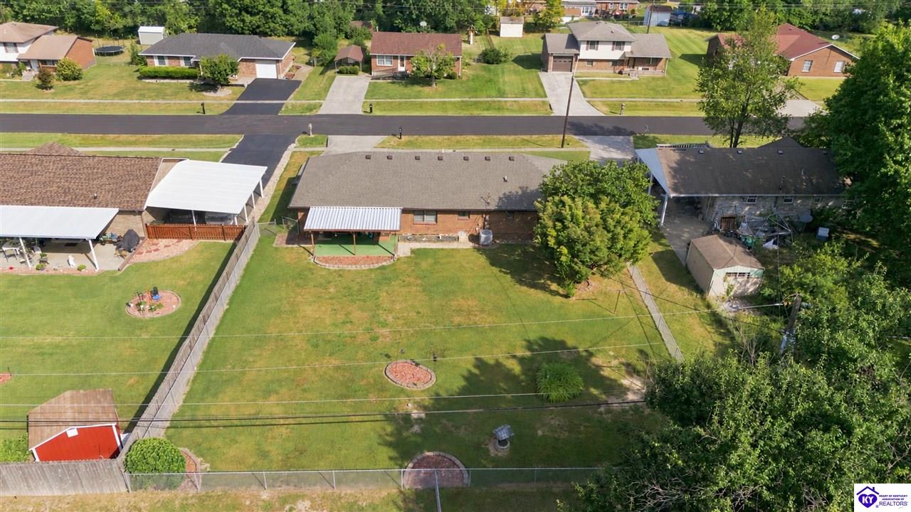 718 Carolyn Street Property Photo 43