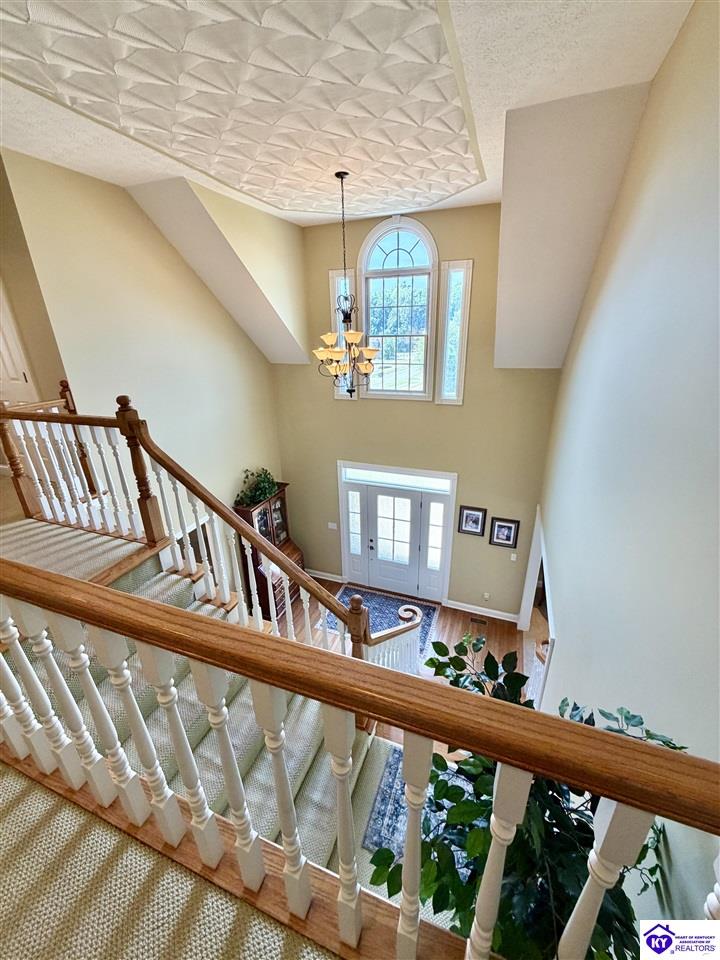 501 Maple Crest Way Property Photo 6