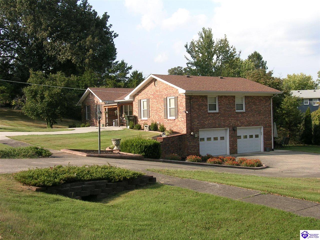 734 Cherrywood Drive Property Photo 1