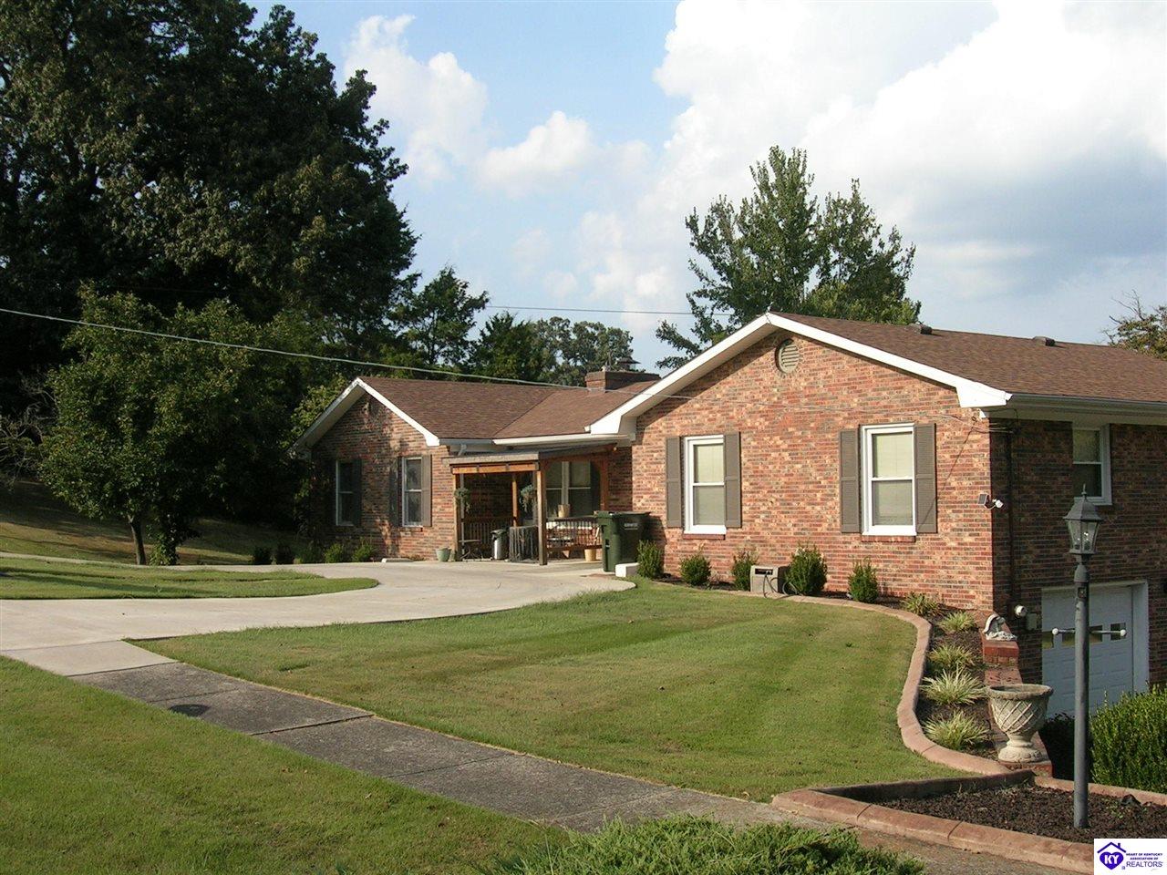 734 Cherrywood Drive Property Photo 2