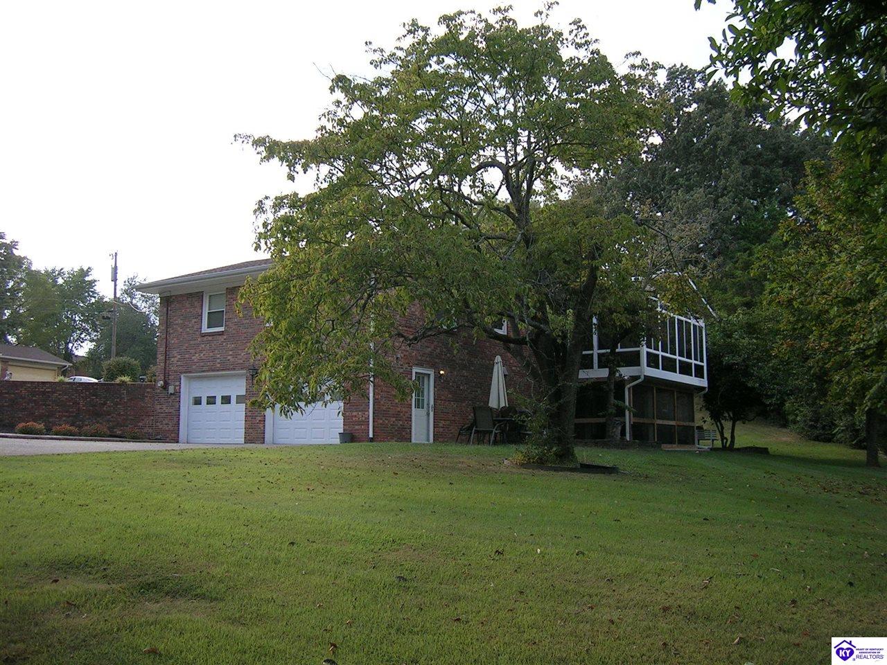 734 Cherrywood Drive Property Photo 8
