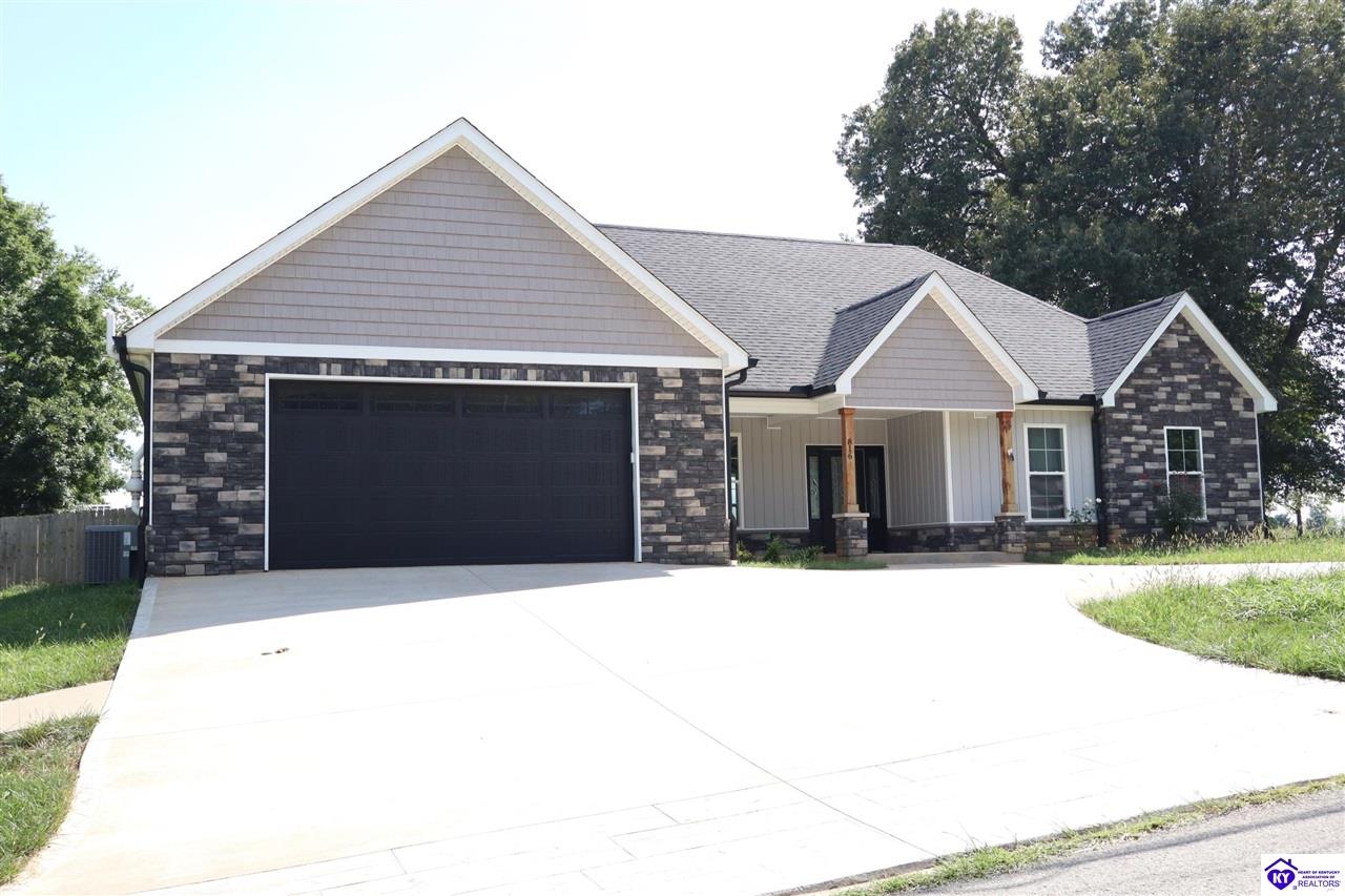 816 Otter Creek Road Property Photo 1