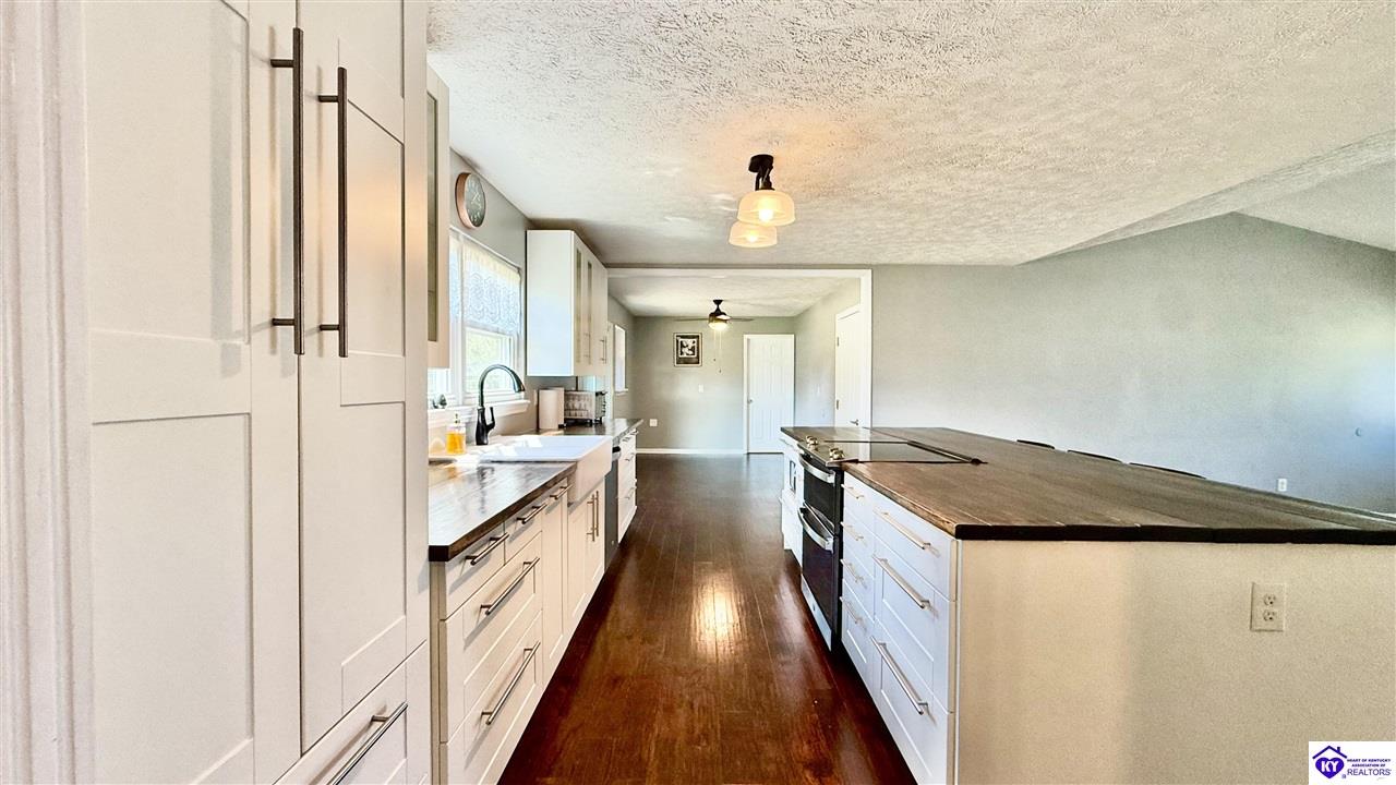 498 Boulder Drive Property Photo 11