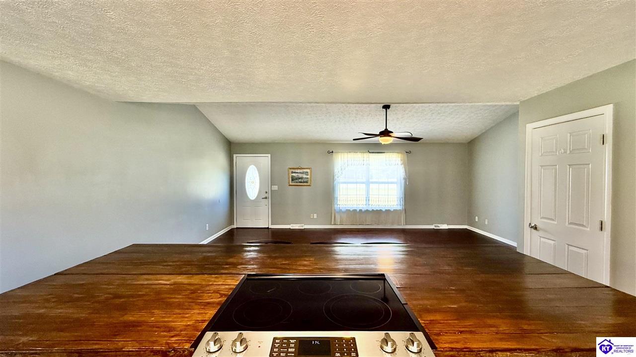 498 Boulder Drive Property Photo 13