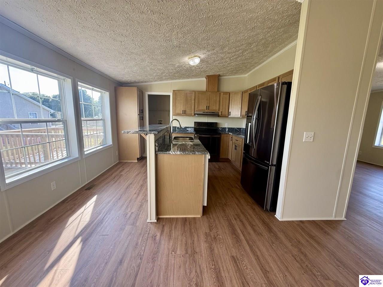 114 Carriage Way Property Photo 8