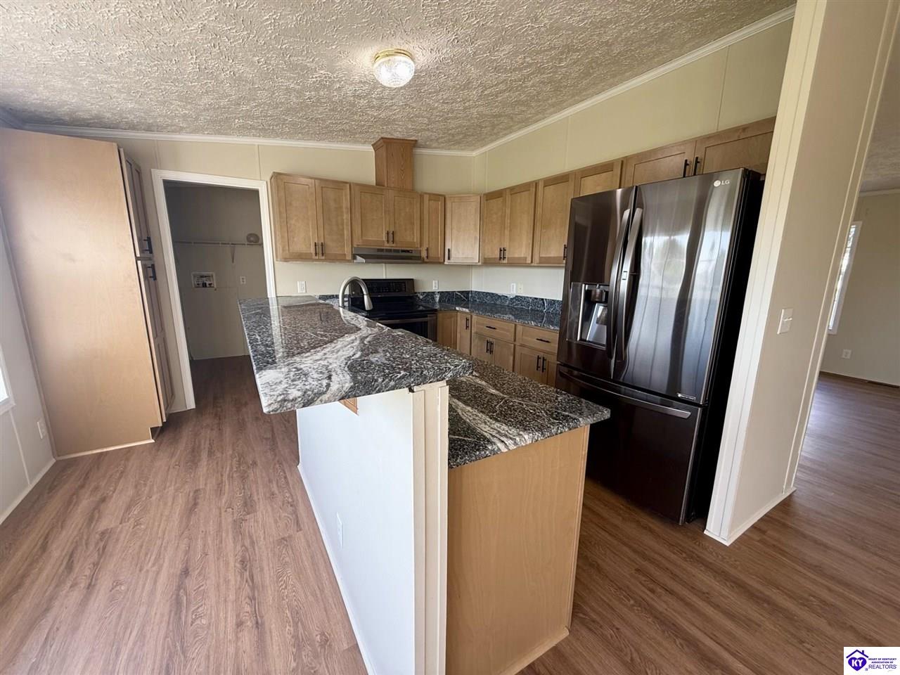114 Carriage Way Property Photo 9