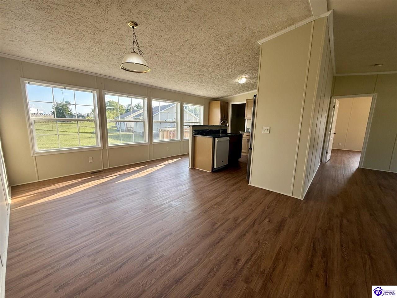 114 Carriage Way Property Photo 13
