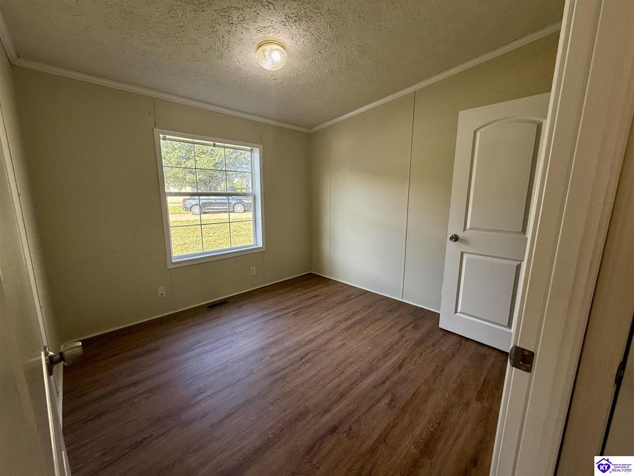 114 Carriage Way Property Photo 21