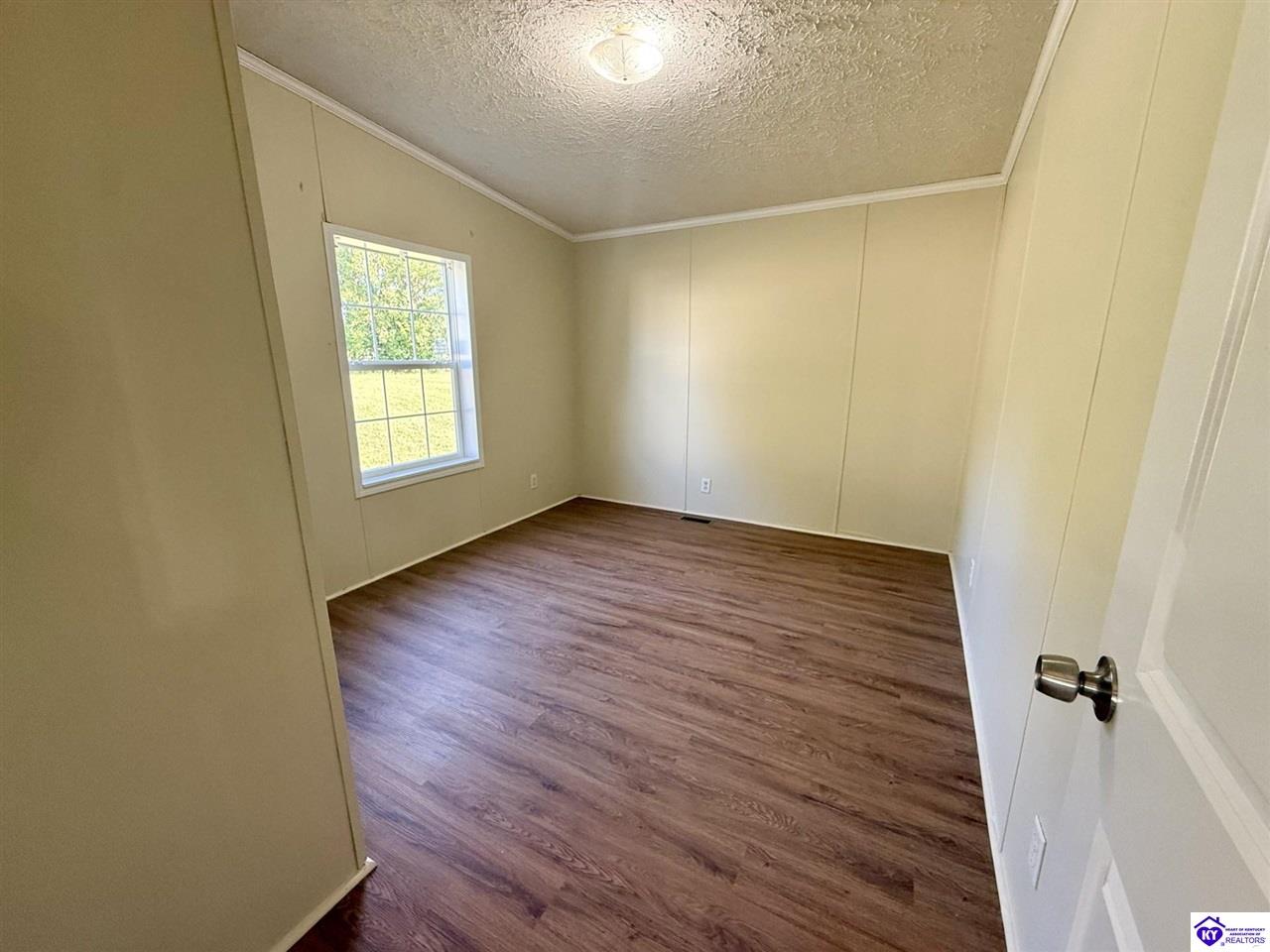 114 Carriage Way Property Photo 23