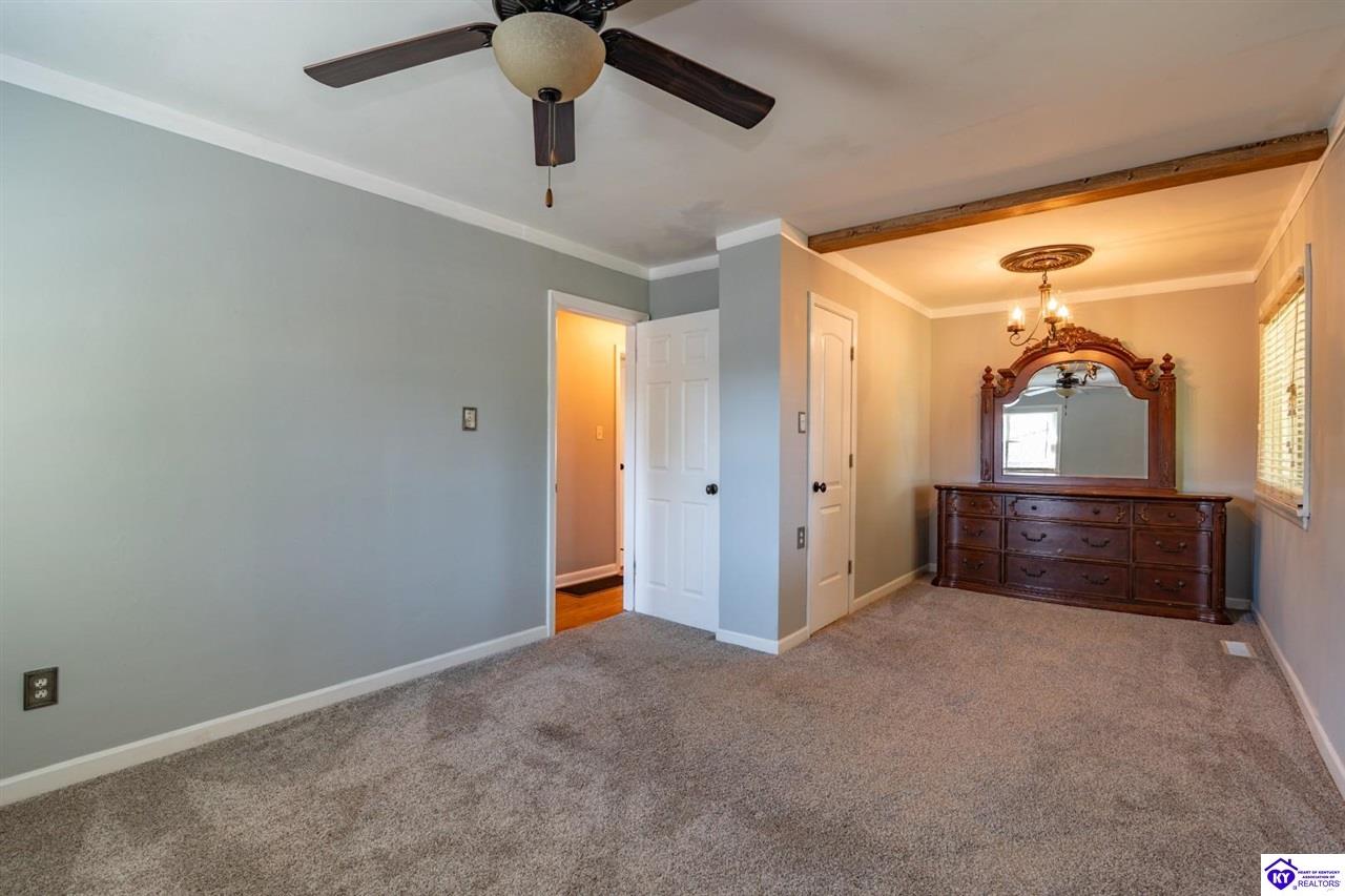 615 Pike Street Property Photo 16