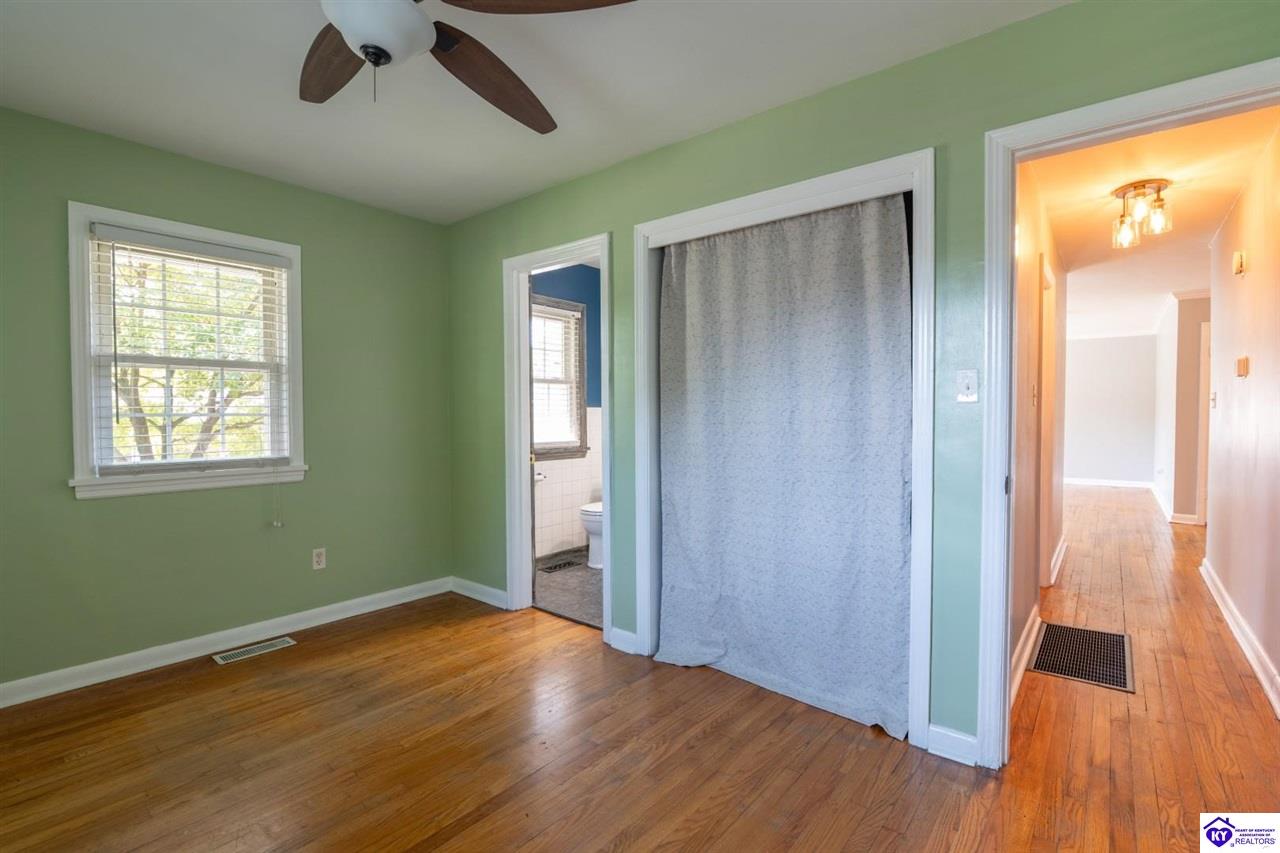 615 Pike Street Property Photo 21