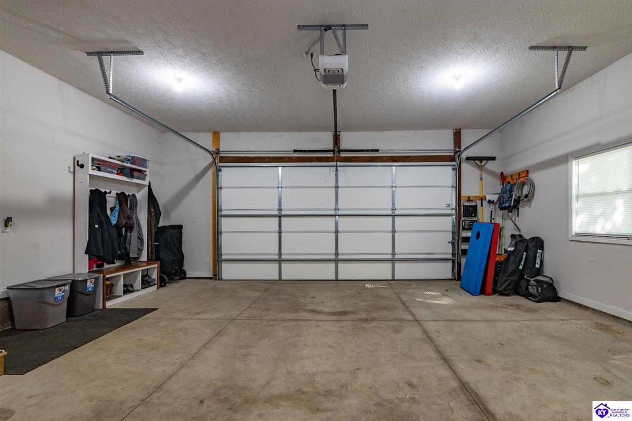 621 College Street Road Property Photo 22