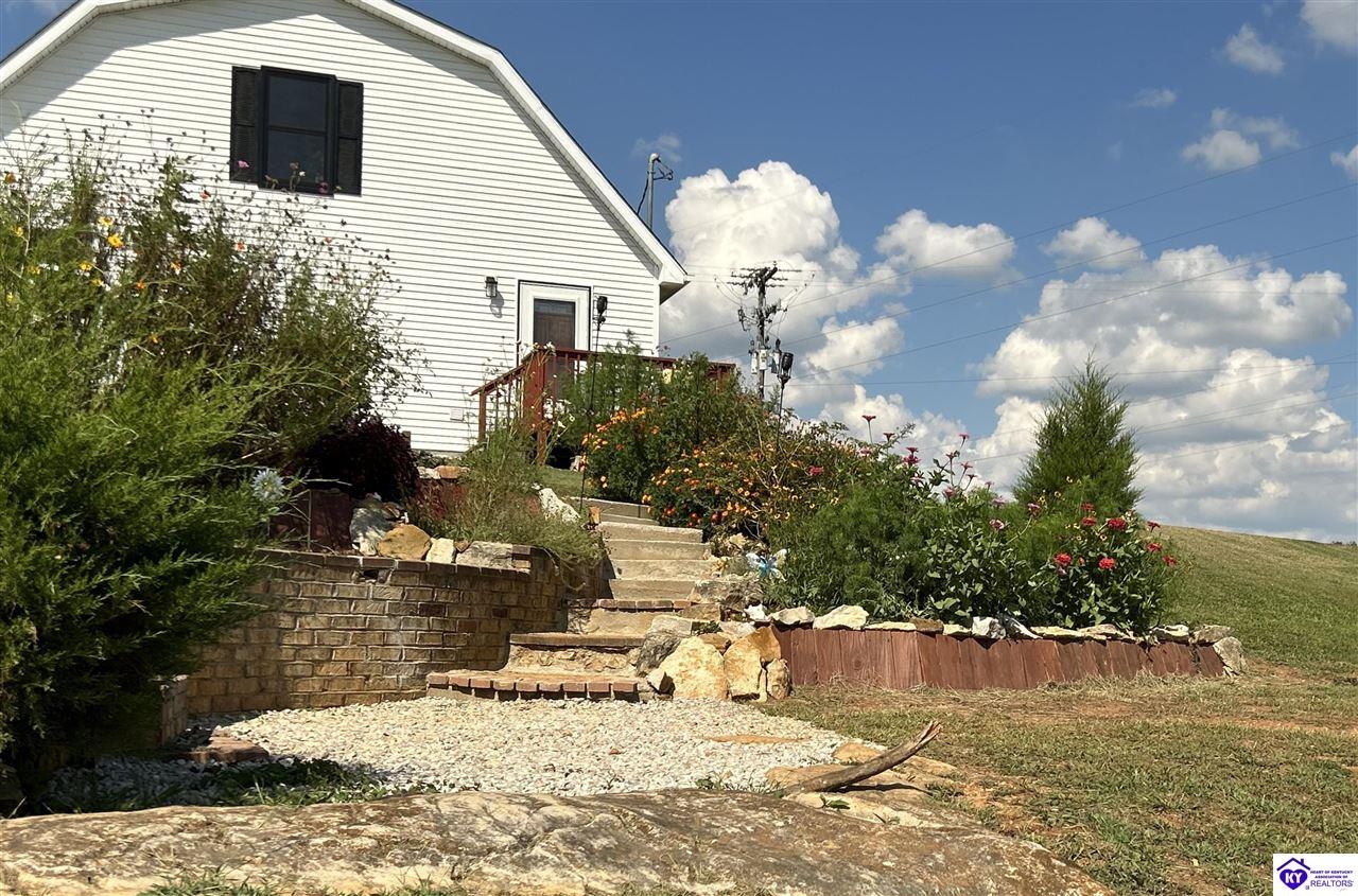 22 Brenda Jean Street Property Photo 2