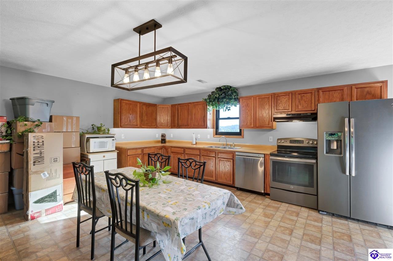 22 Brenda Jean Street Property Photo 13