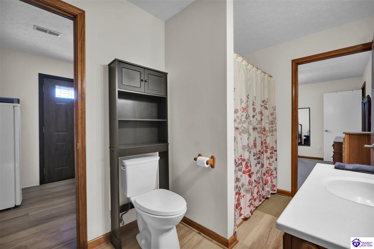 22 Brenda Jean Street Property Photo 18