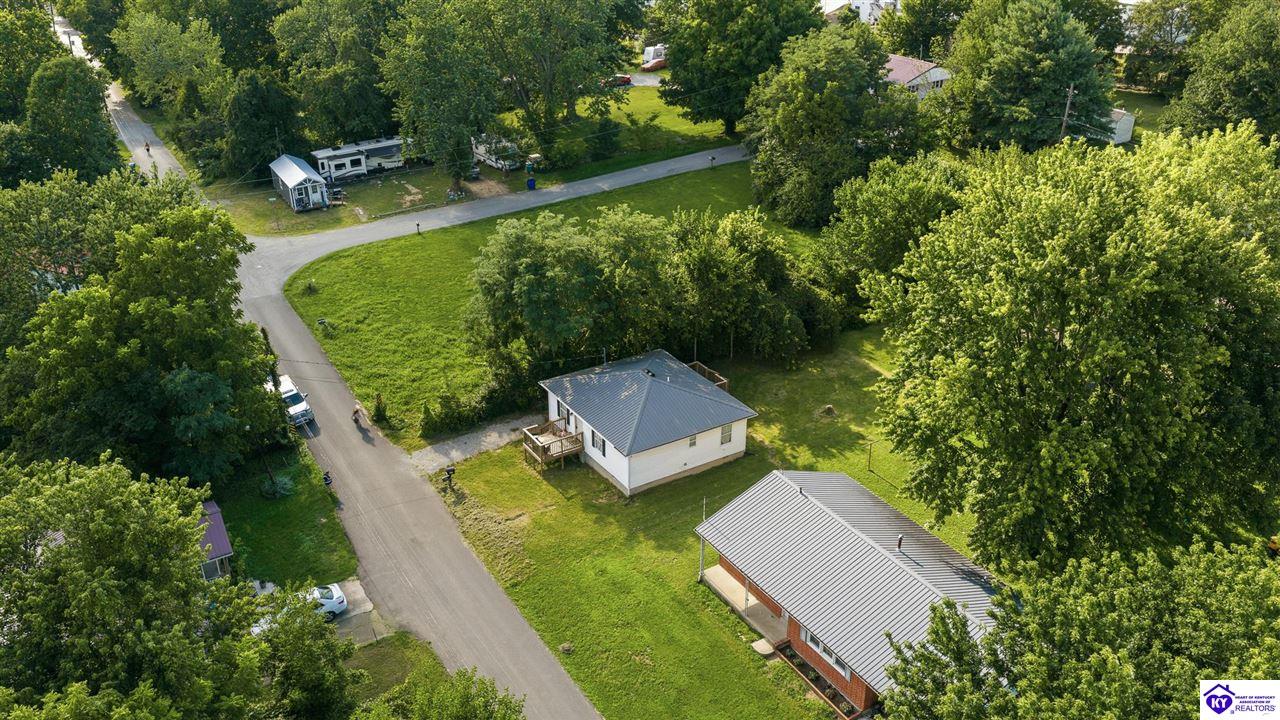 525 Leavette Avenue Property Photo 33
