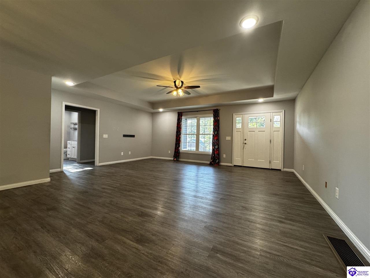 649 Fairway Drive Property Photo 4