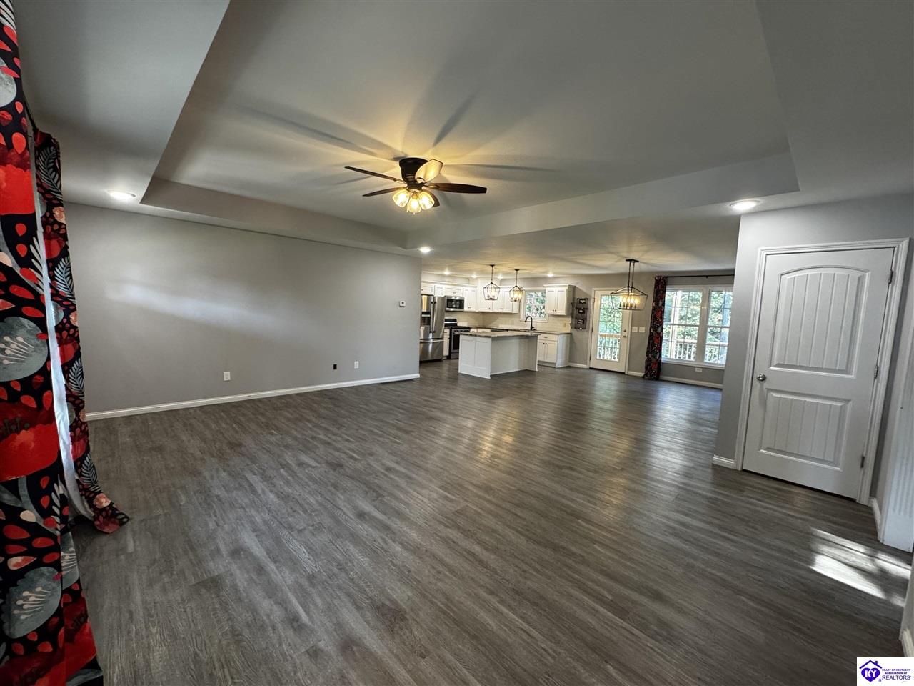 649 Fairway Drive Property Photo 7