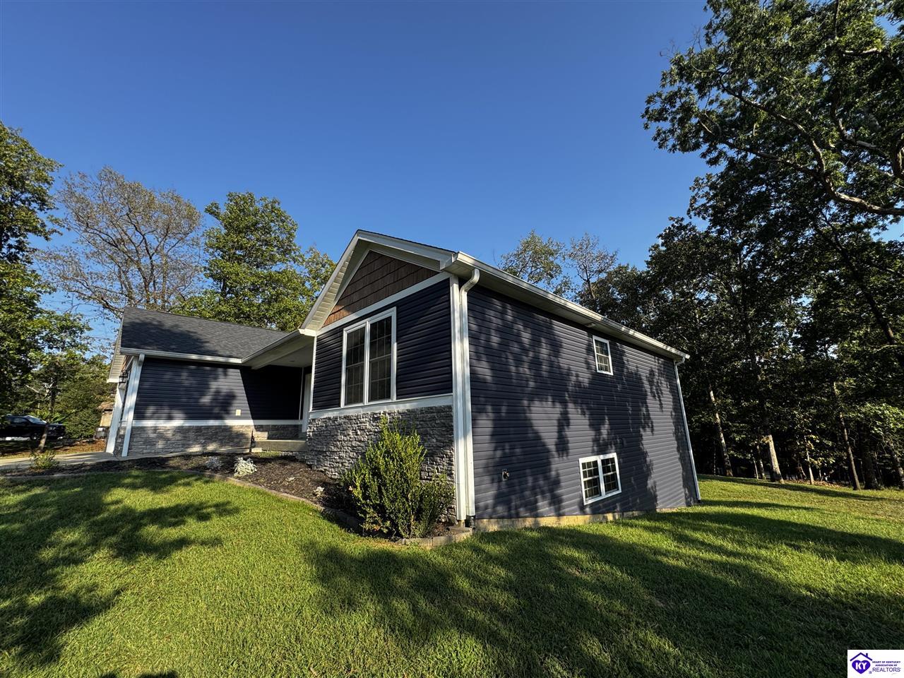 649 Fairway Drive Property Photo 28