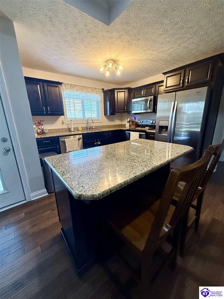 28 Arlington Drive Property Photo 6