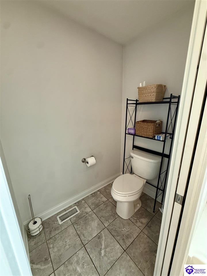 28 Arlington Drive Property Photo 14