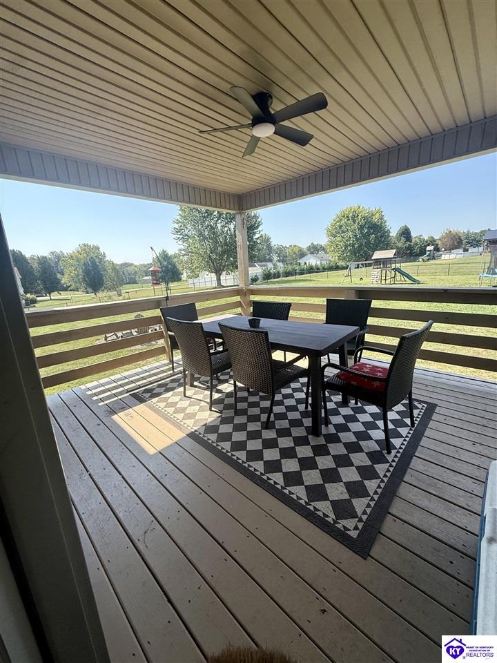 28 Arlington Drive Property Photo 23