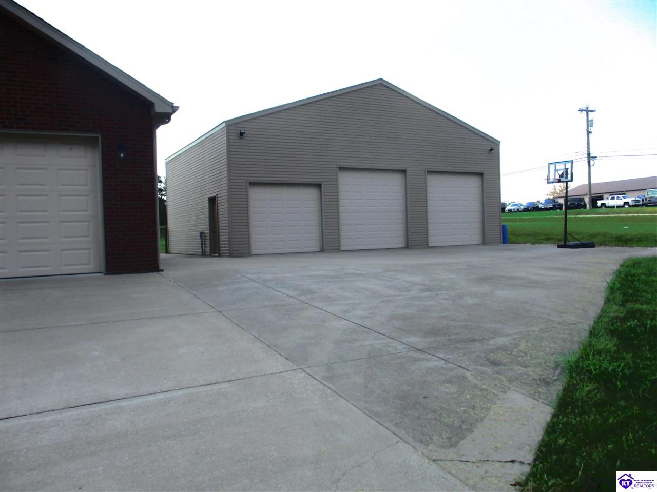 28 Arlington Drive Property Photo 26