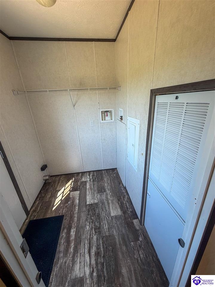 2059 W Highway 60 Property Photo 24